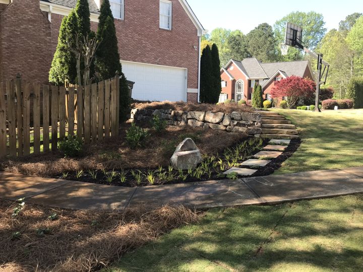 Landscape Design & Plantings project photo 2